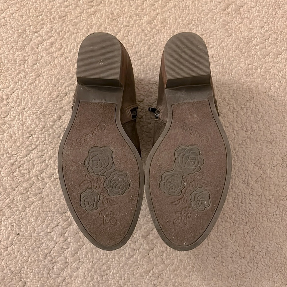 Women’s Boots - Picture 3 of 5